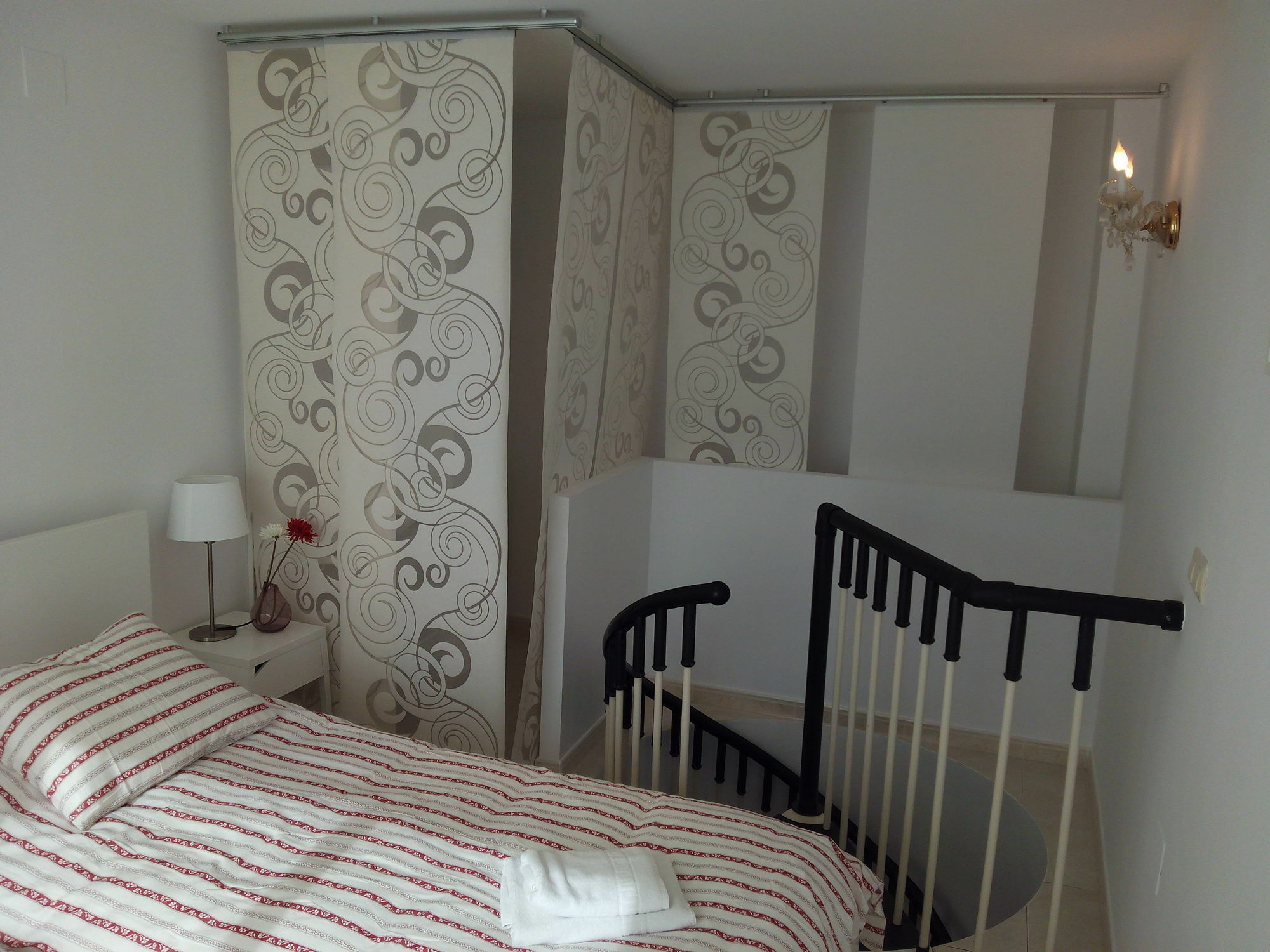 Malaga Centro Apartamentos Eksteriør bilde